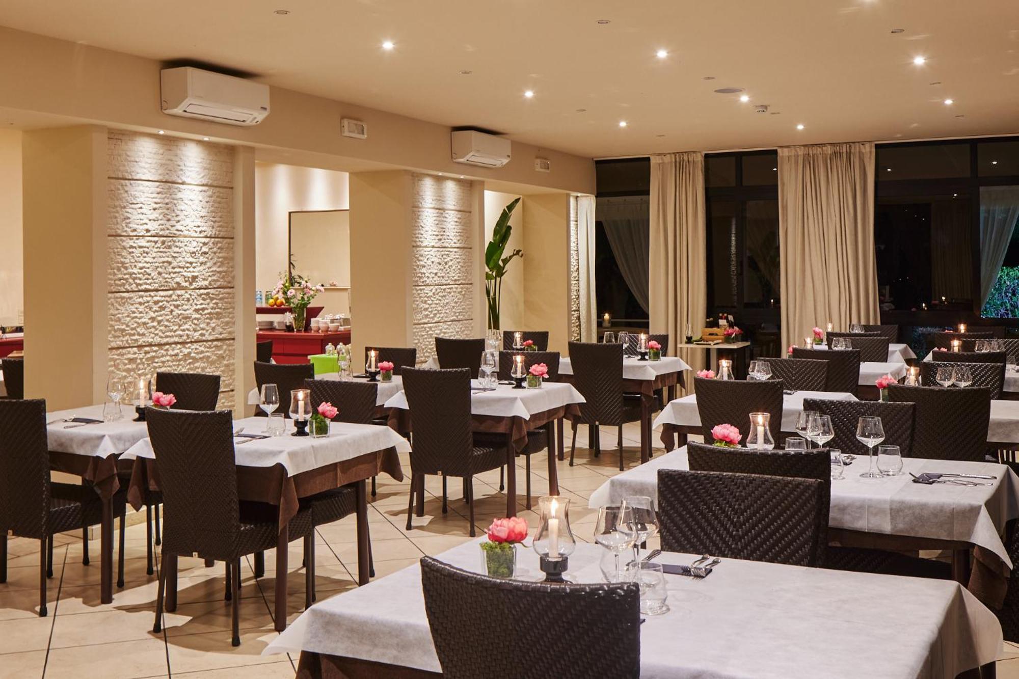 Hotel Crystal Marina di Pietrasanta Εξωτερικό φωτογραφία