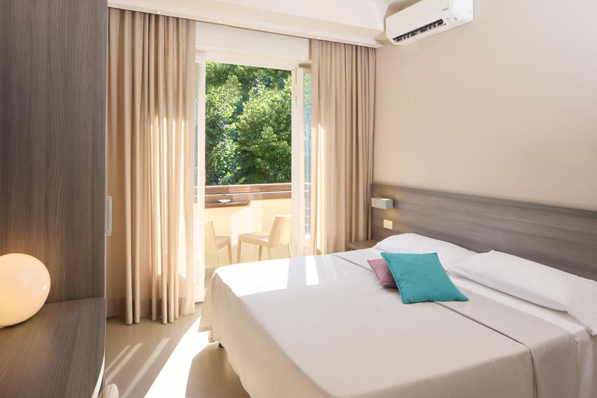 Hotel Crystal Marina di Pietrasanta Εξωτερικό φωτογραφία